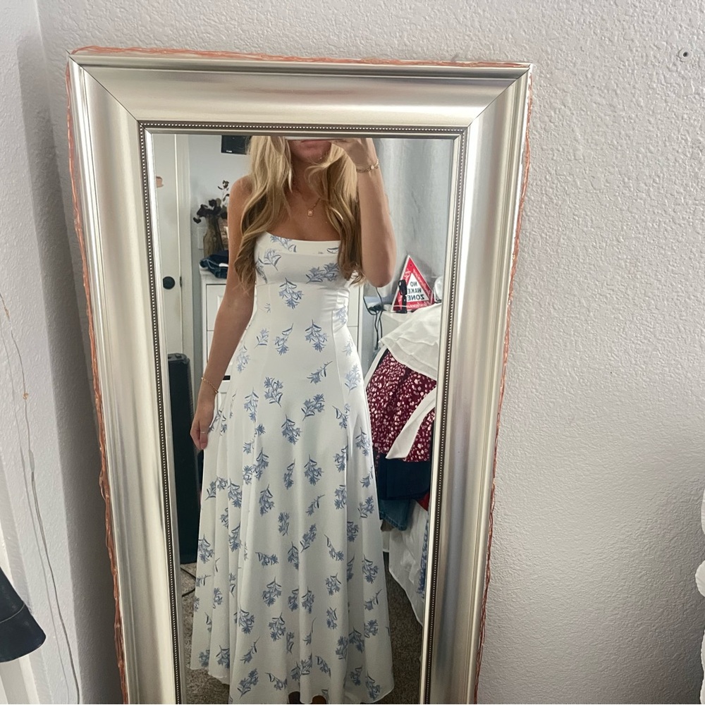 Source Unknown Blue Floral Maxi Dress